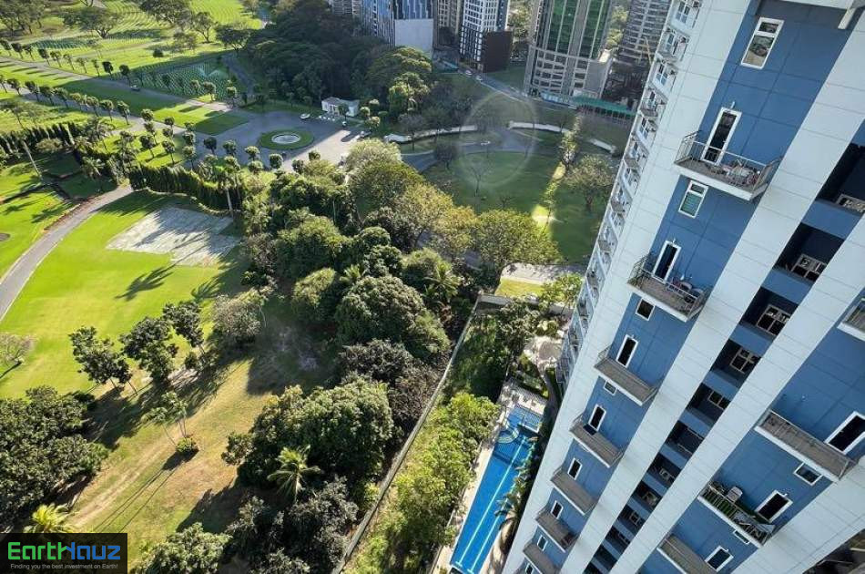 2BR with Balcony at The Trion Tower (corner unit)